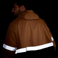 BTWIN FIETSPONCHO 540 STAD ZICHTBAAR 'S NACHTS ZWART/CAMEL -Mode Verkoop fietsponcho 540 stad zichtbaar s nachts zwartcamel 10