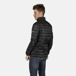 Izas Lichtgewicht Gewatteerd Wandel- En Trekkingjack Voor Heren NASSER M -Mode Verkoop izas lichtgewicht gewatteerd wandel en trekkingjack voor heren nasser m 3