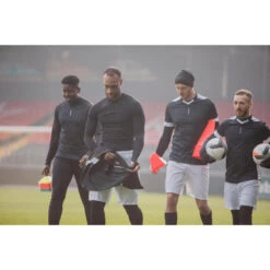 Kipsta Thermoshirt Voor Volwassenen Keepdry 500 LANGE MOUWEN -Mode Verkoop thermoshirt voor volwassenen keepdry 500 lange mouwen zwart 19